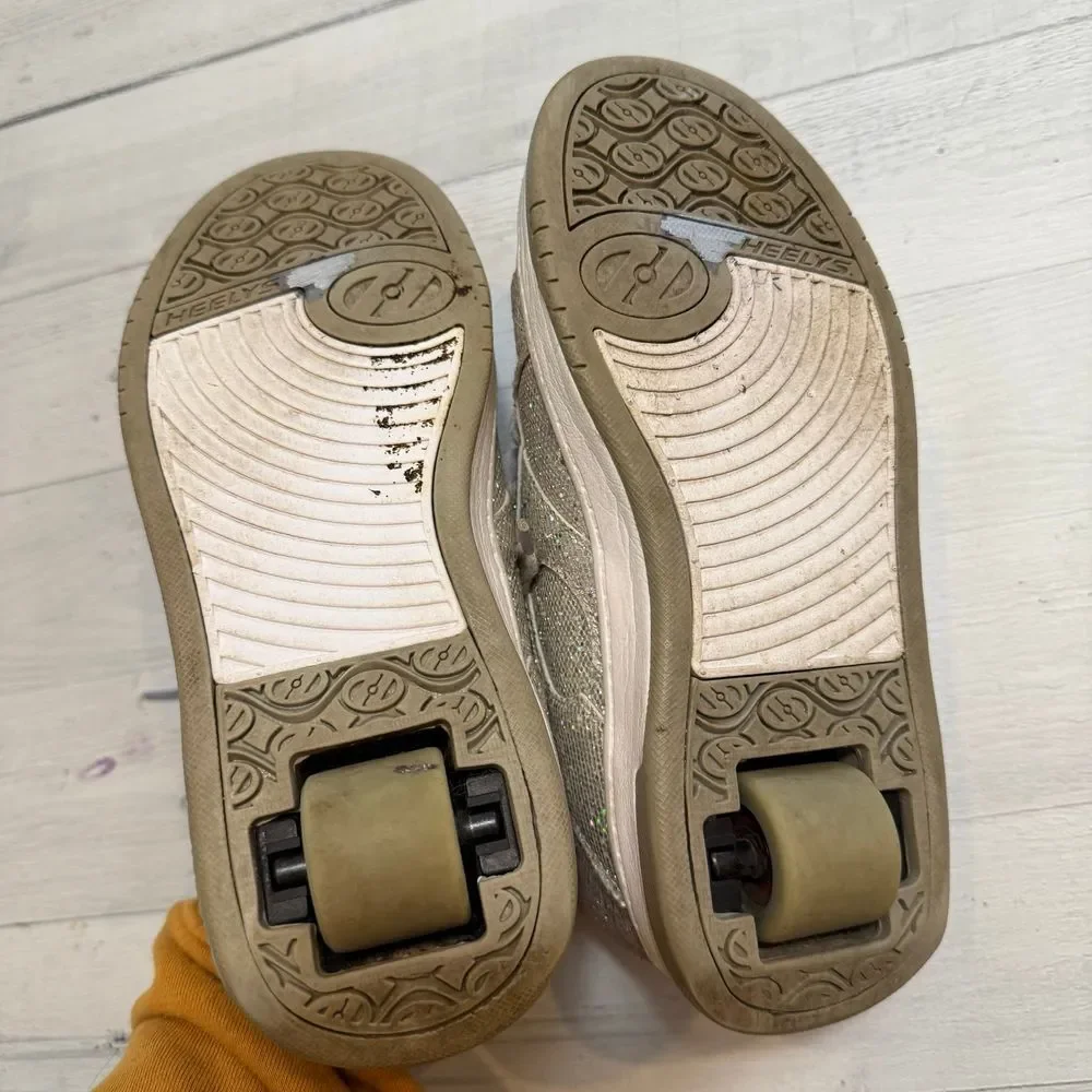 Heelys girls silver